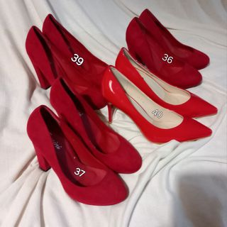 Scarpe rosse eleganti donna.