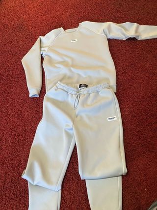 Conjunto chándal gris Mackenzie