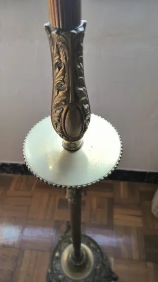 Lampada da terra vintage in metallo dorato altezza 175