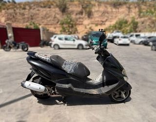 Yamaha carenado delantero izquierdo majesty 102061