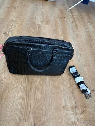 Maletín Guess Negro