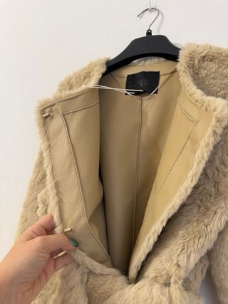 Abrigo pelo Zara Talla M