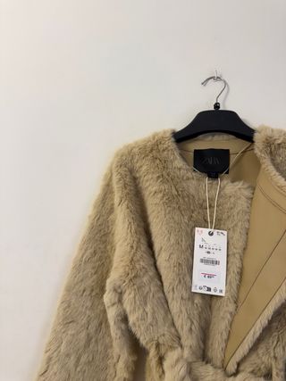 Abrigo pelo Zara Talla M