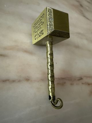 Llavero Martillo Thor Abrelatas