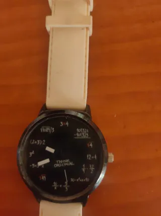 Reloj esfera negra de 4,5cm