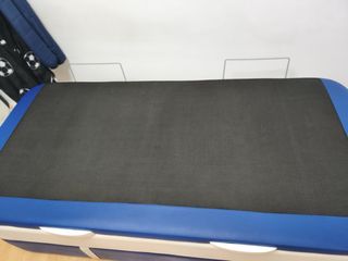 Canapé juvenil azul y blanco