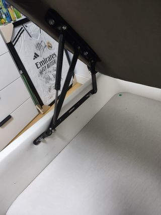 Canapé juvenil azul y blanco