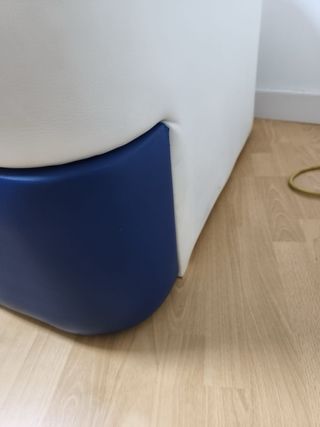 Canapé juvenil azul y blanco