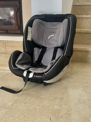 Silla Bebé Isofix CasualPlay Negra