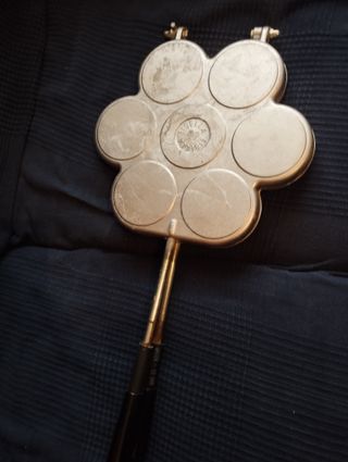 Teglia per tigelle antiaderente