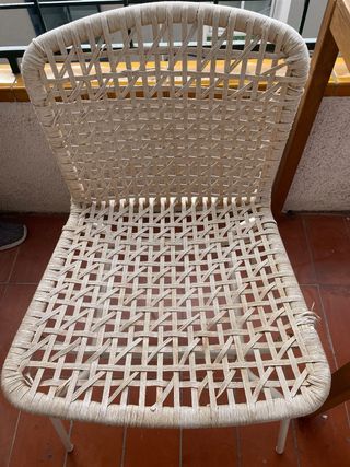 Conjunto sillas terraza/interior beige y marrón