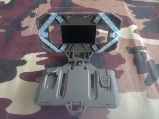 JUGGERNAUT PARA ACOPLAR EL MOVIL AL CHALECO.