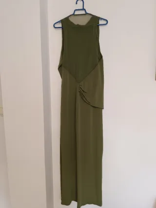 Vestido largo drapeado verde