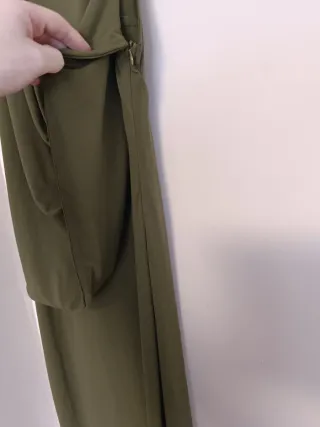 Vestido largo drapeado verde