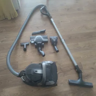 Aspirador Rowenta Silence Force Cyclonic