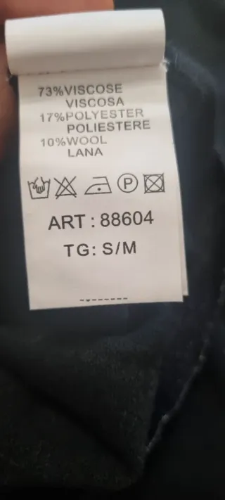 Maglione donna nero con tasche