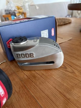 Candado Antirrobo Moto ABUS 8008 UNICA