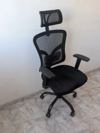 Silla de Oficina Ergonómica Negra