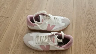 Zapatillas Victoria Blancas y Rosas