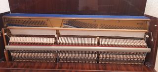 Piano Vladimir de Pared Vertical