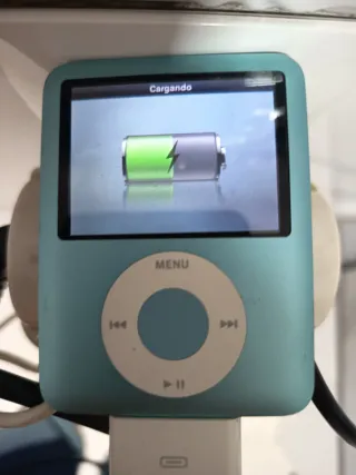 iPod Nano 8GB Azul con radio FM