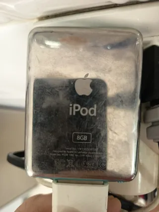 iPod Nano 8GB Azul con radio FM