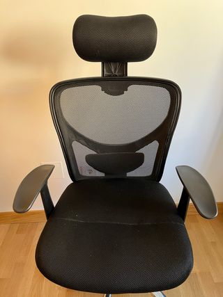 Silla de oficina ergonómica negra