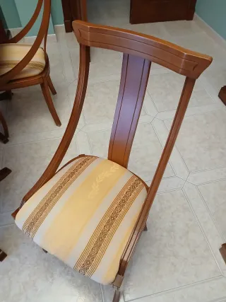 Mesa y 6 Sillas Comedor Madera