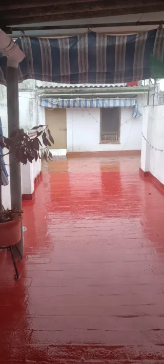 Se vende casa centrica