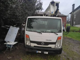 Nissan Cabstar 2009
