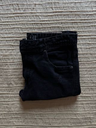 Jeans Skinny Strappati – Terranova – Taglia ITA 44