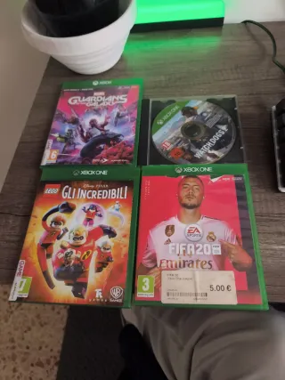 Lote 4 Juegos Xbox One: FIFA 20, Guardians, Incred