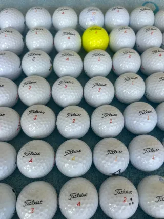 100 BOLAS DE GOLF TITLEIST
