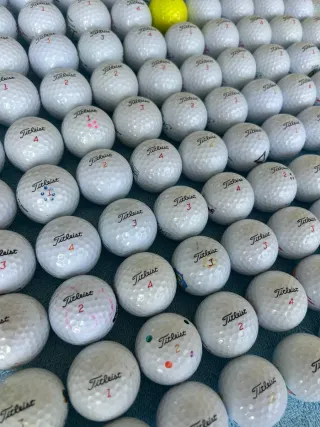 100 BOLAS DE GOLF TITLEIST