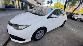 Toyota Auris 2016