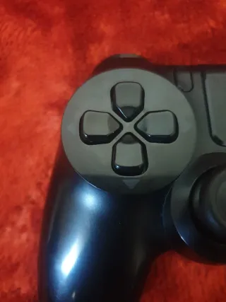 Mando PS4 Sony Negro¡urgente vender por 30€