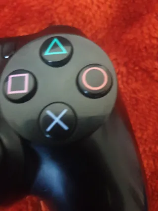 Mando PS4 Sony Negro¡urgente vender por 30€