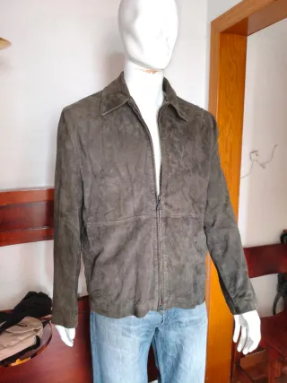 Chaqueta Massimo Dutti piel vuelta,verde gricasea.