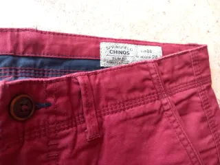 Pantalones chinos rojos hombre