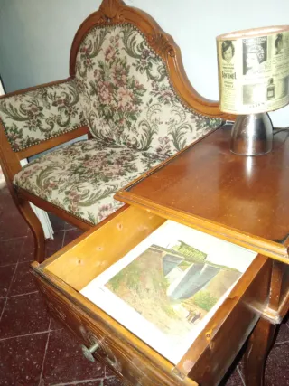 Silla teléfono antigua S. XX