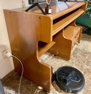 Escritorio vintage madera con bandeja