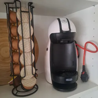 Cafetera Dolce Gusto DeLonghi Blanca