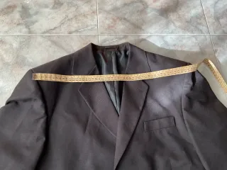 Traje negro de hombre con 2 chalecos