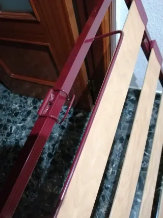 Mueble  cama, color cerezo usado 2veces