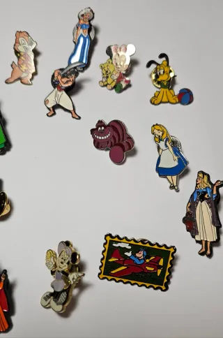 Lote 18 Pins Disney