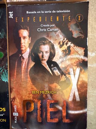 Libros colección  - Expediente X