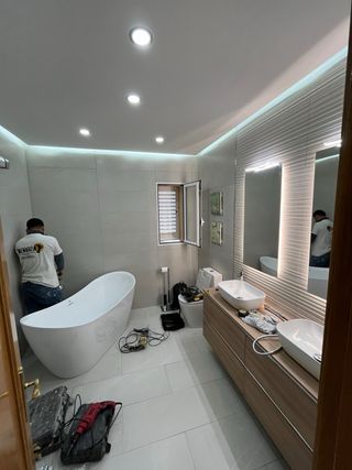 “REFORMAS INTEGRALES MENDOZA”