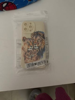Funda iPhone 13 Pro Max León Familiar