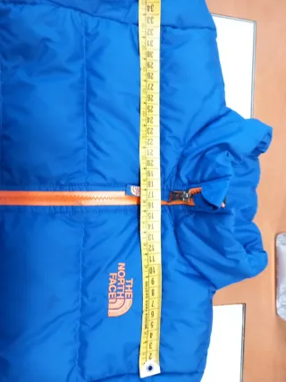 Cazadora ligera North Face niño Talla 7/8