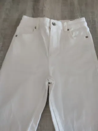 Pantalón tejano blanco mujer